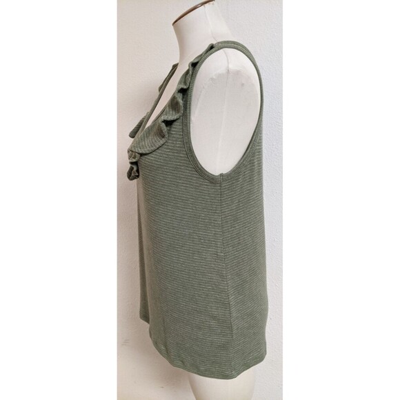 Women's Cabi # 6143 Wink Tank Green/White Striped Ruffle V-Neck Sleeveless Top M - Picture 4 of 7